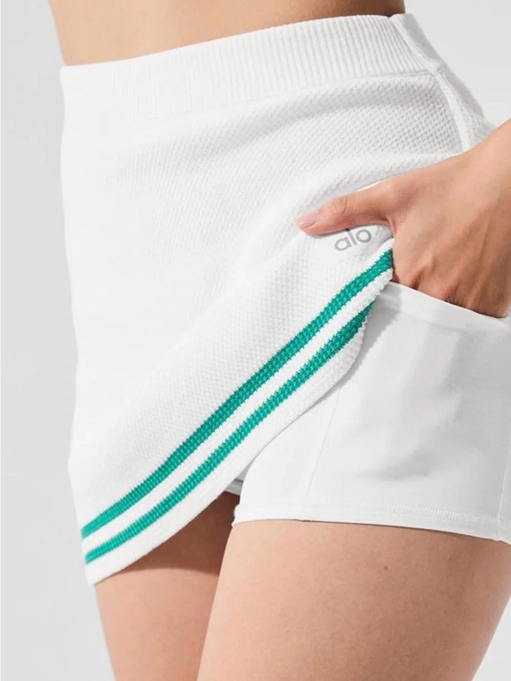 ALO NWT Tennis Club Knit White Mini Skirt skort with Green Double Stripe small